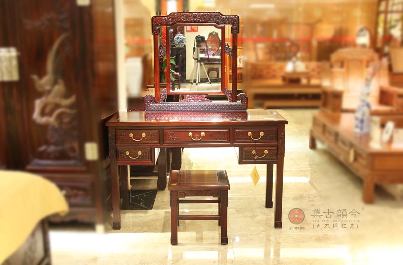 富貴梳妝臺(tái)