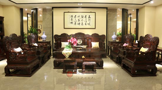 家和沙發(fā)